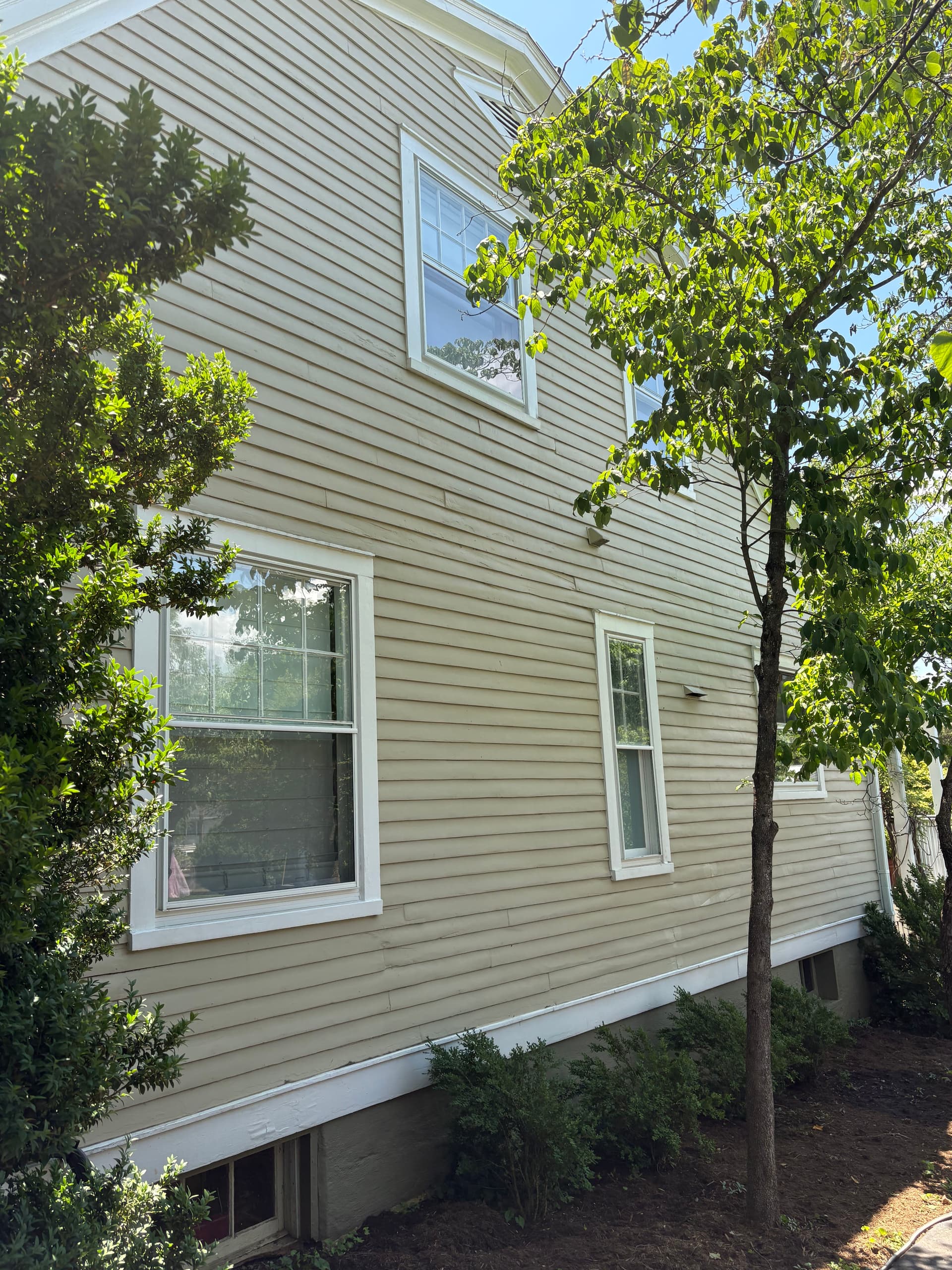 Gallery photos for Full Window Cleaning on a Classic Older Home in Crozet VA: Image #1