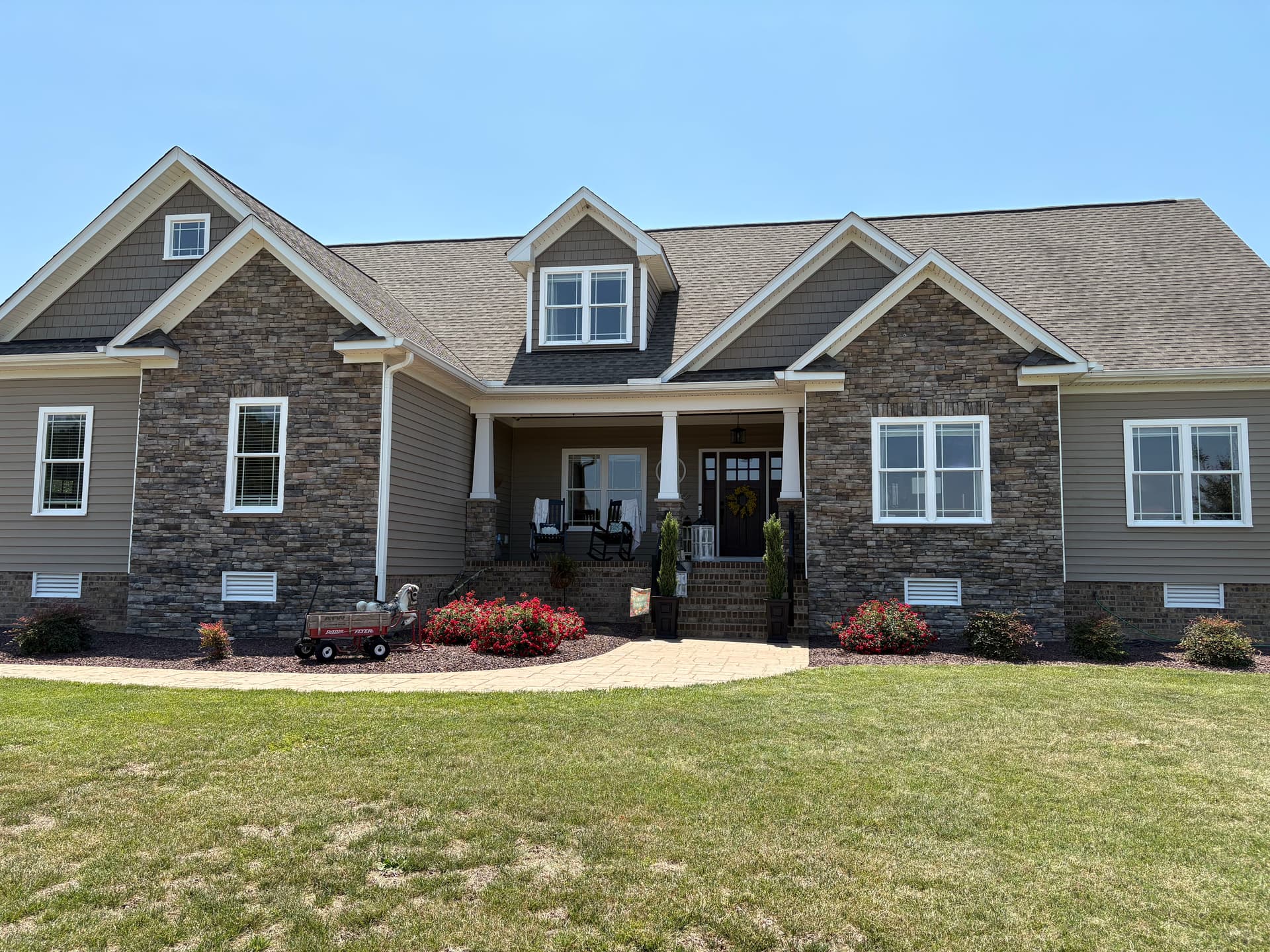 Interior and Exterior Window Cleaning in Mechanicsville image