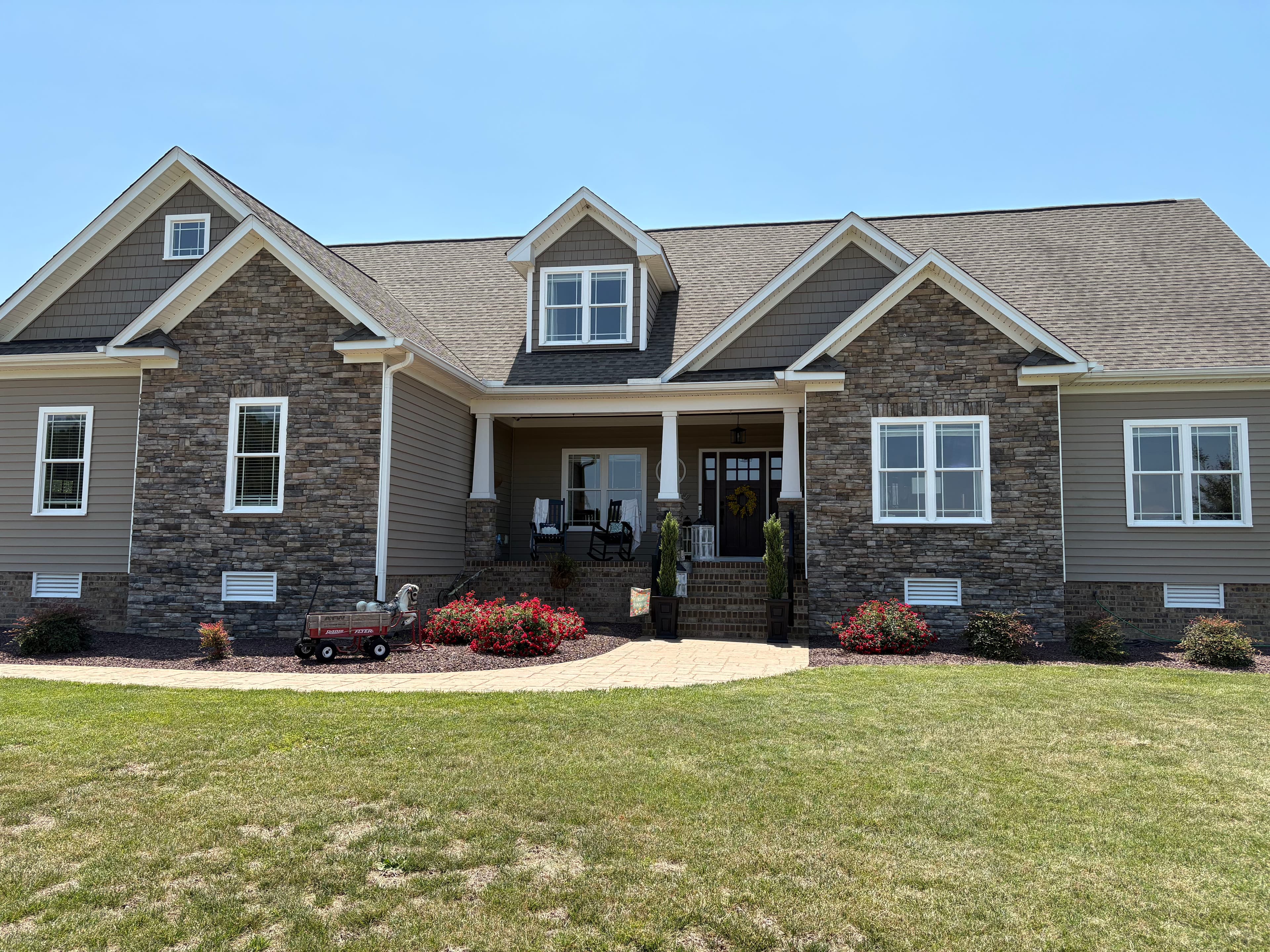 Project Interior and Exterior Window Cleaning in Mechanicsville image