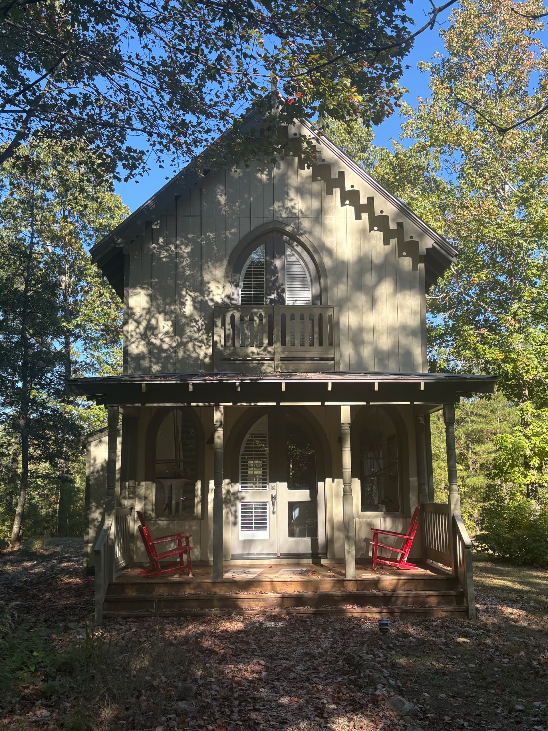 Window and Screen Cleaning at a Northern Neck Vacation Cottage image