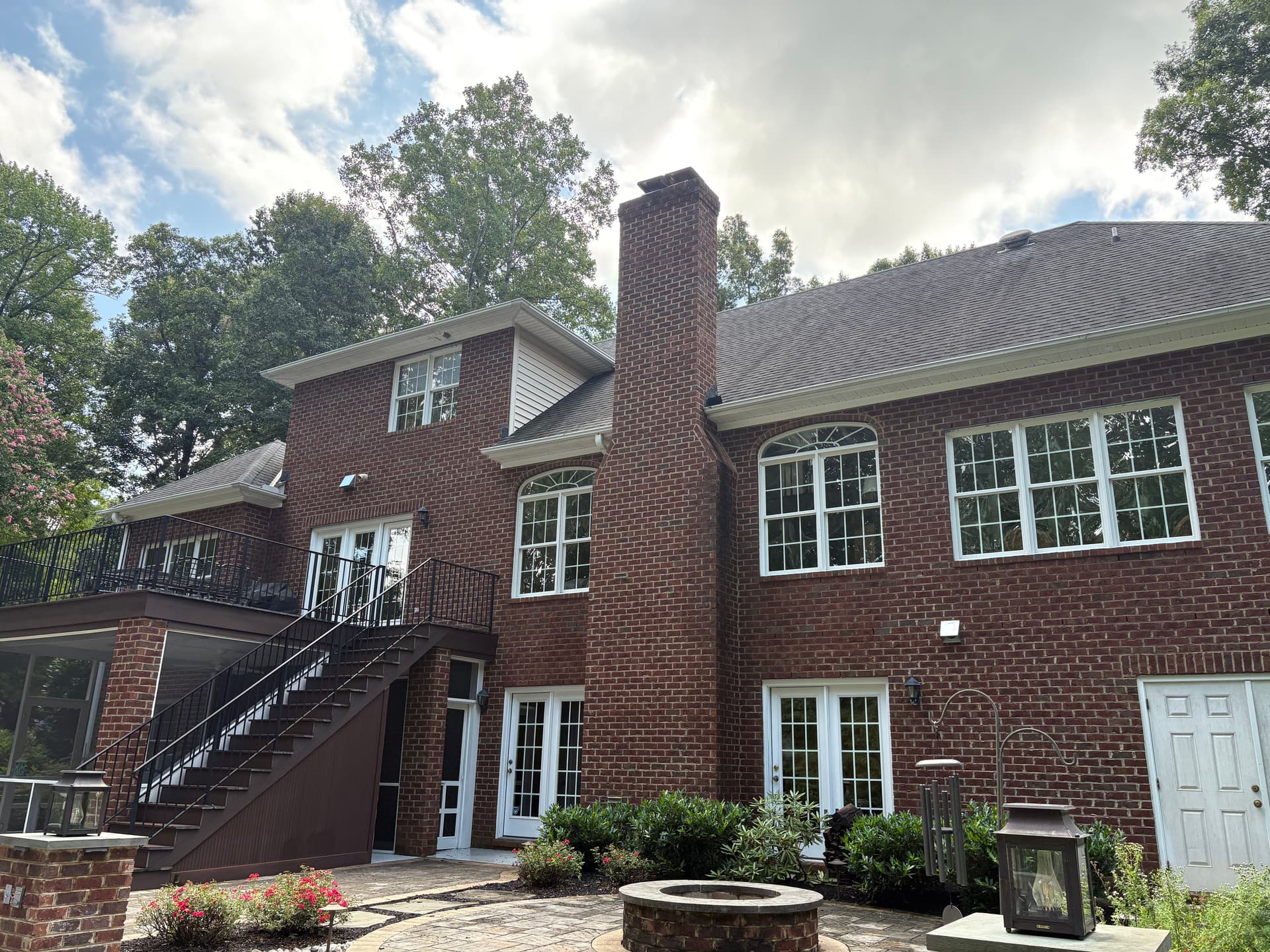 Gallery photos for Interior and Exterior Window Cleaning at a Mechanicsville Home: Image #1