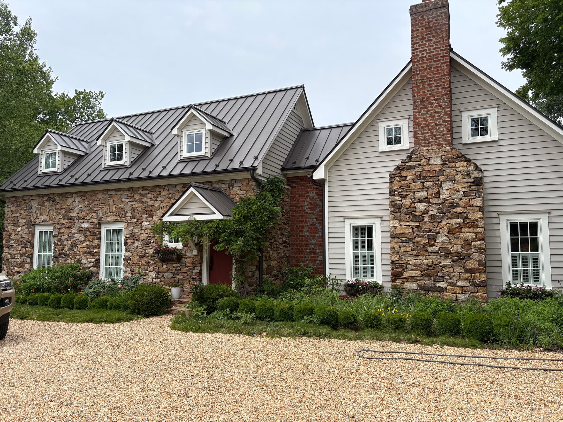 Gallery photos for Window and Skylight Cleaning Done Right in Powhatan: Image #1