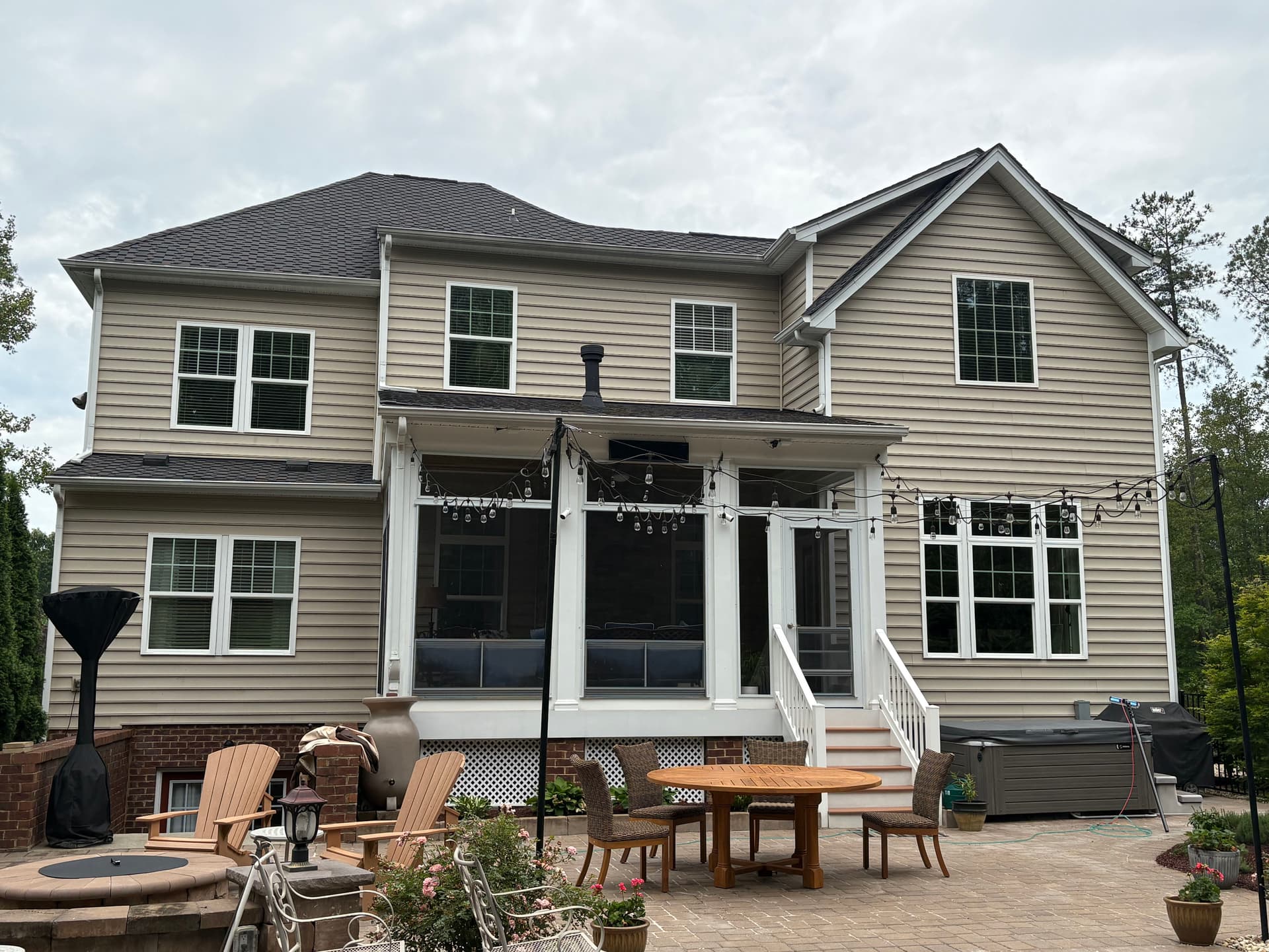 Gallery photos for Exterior Window Cleaning Gets This Ashland Home Baby Shower Ready: Image #1
