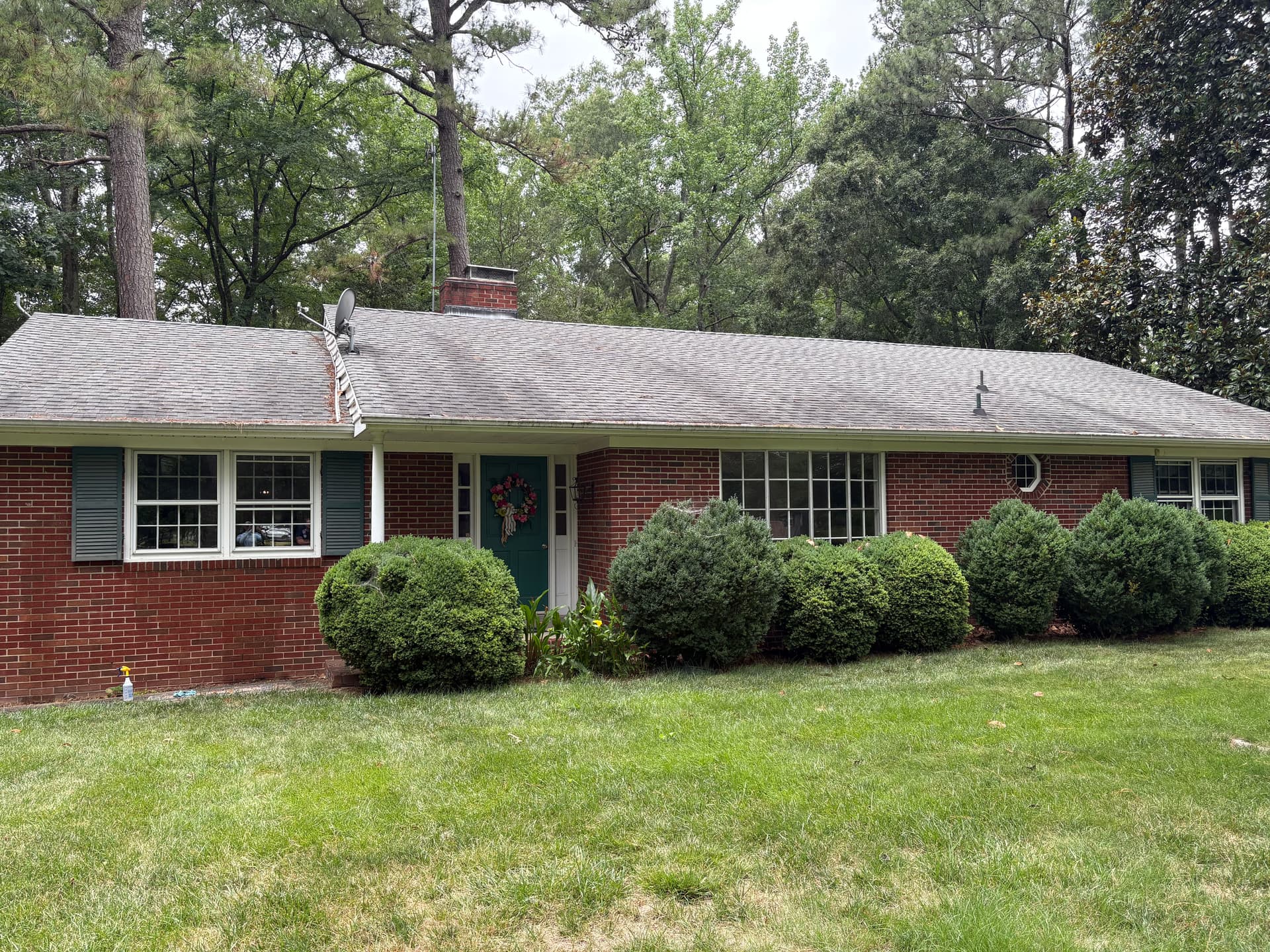 Full Interior and Exterior Window Cleaning in Hanover VA image