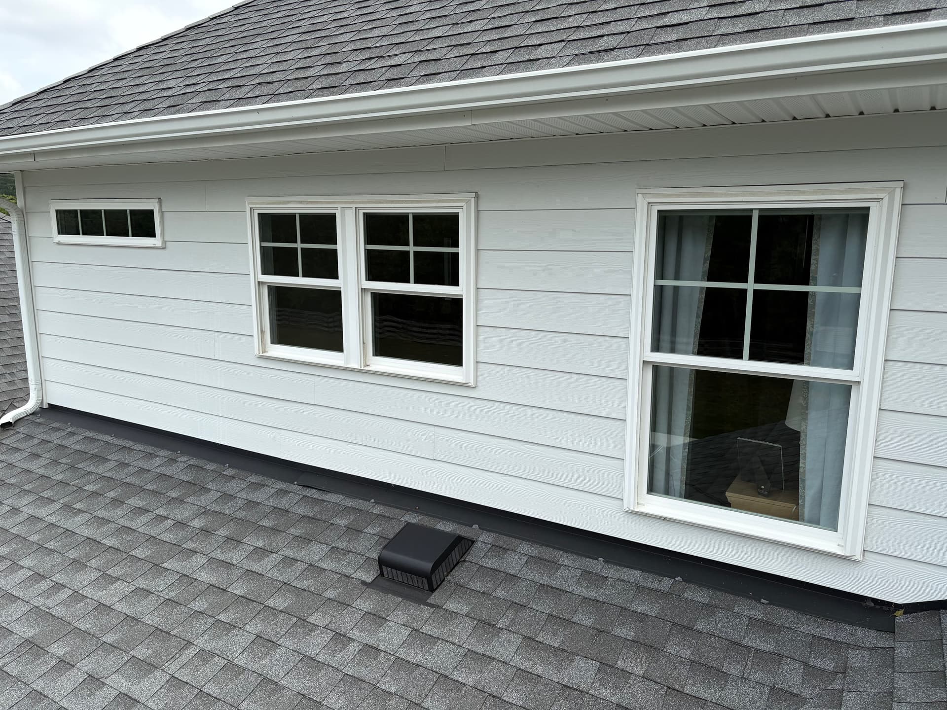 Gallery photos for Window Cleaning Done Right at This Hanover Home: Image #2