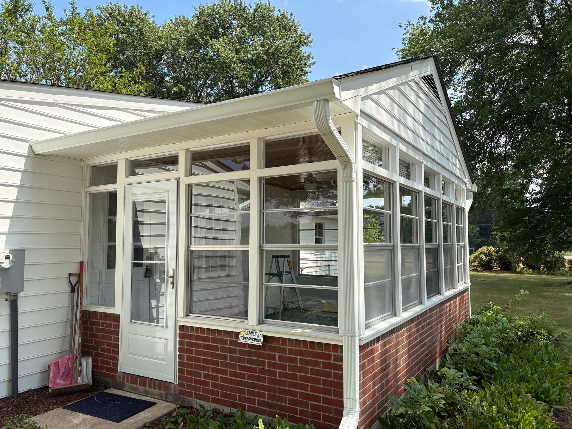 Gallery photos for Window Cleaning Gets This Ruther Glen Home Listing-Ready: Image #1