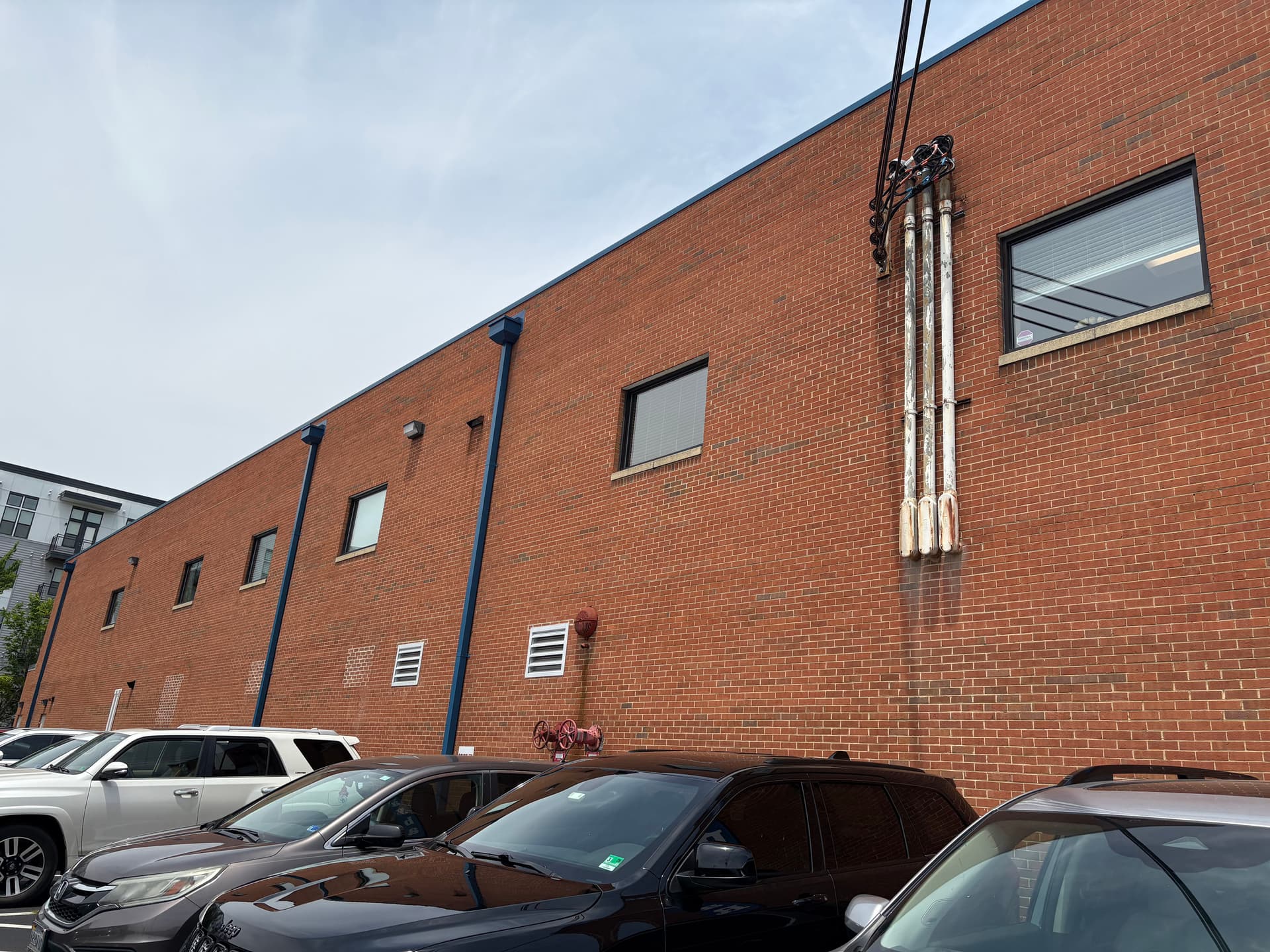 Gallery photos for Commercial Window Cleaning at a Richmond VA Office and Warehouse: Image #2