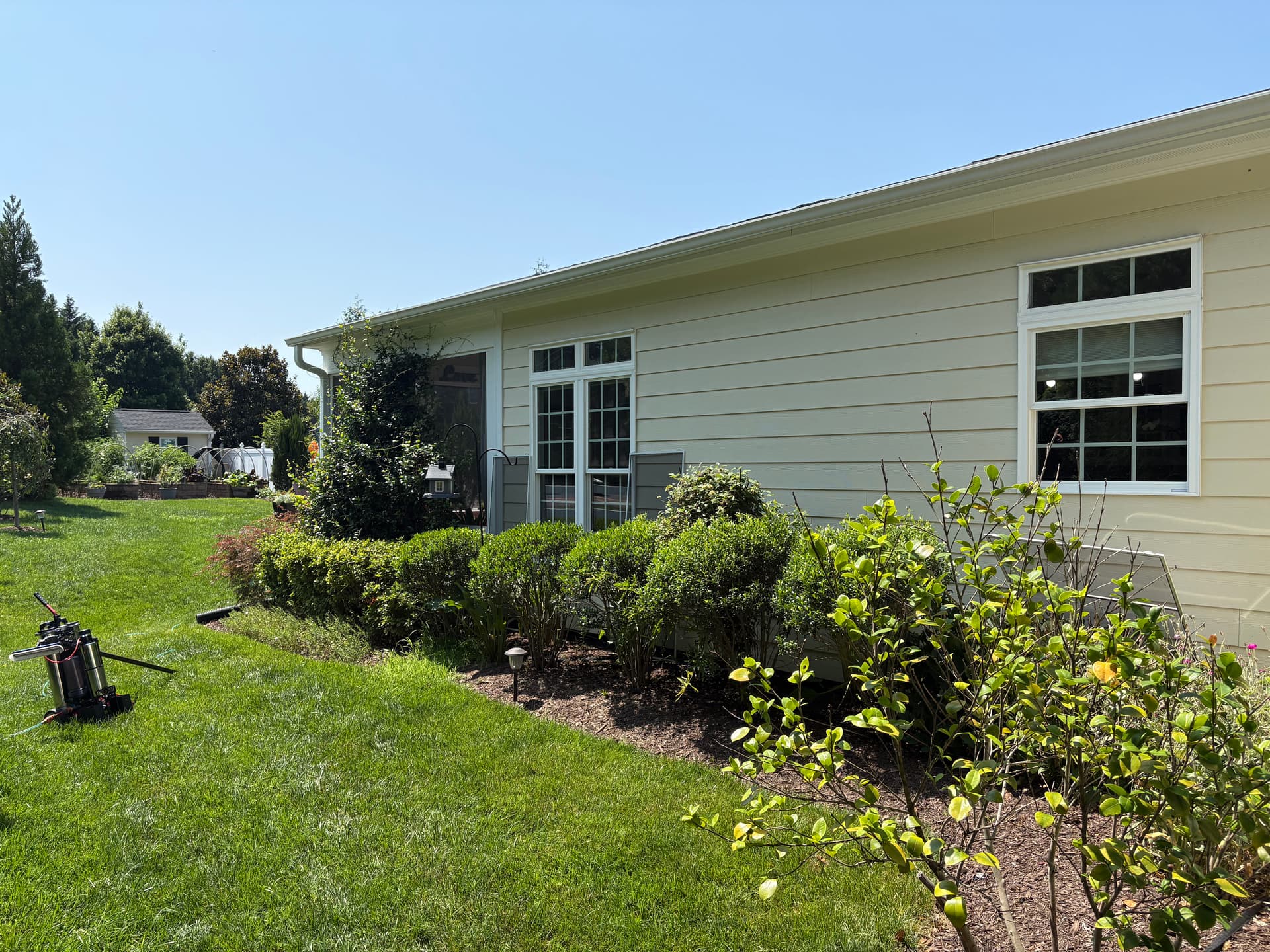 Gallery photos for Window Cleaning in a Mechanicsville HOA Community: Image #1