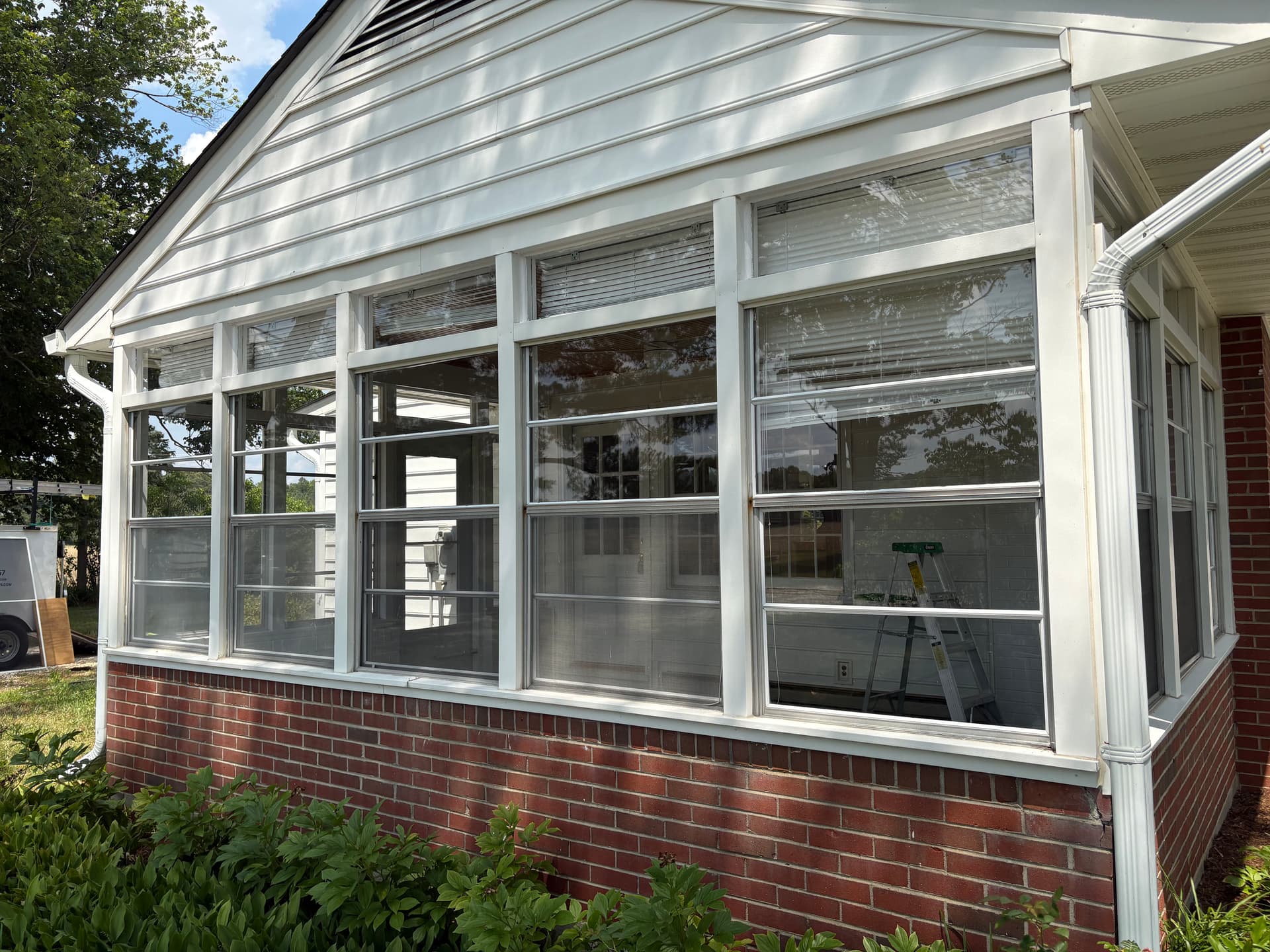 Gallery photos for Window Cleaning Gets This Ruther Glen Home Listing-Ready: Image #2