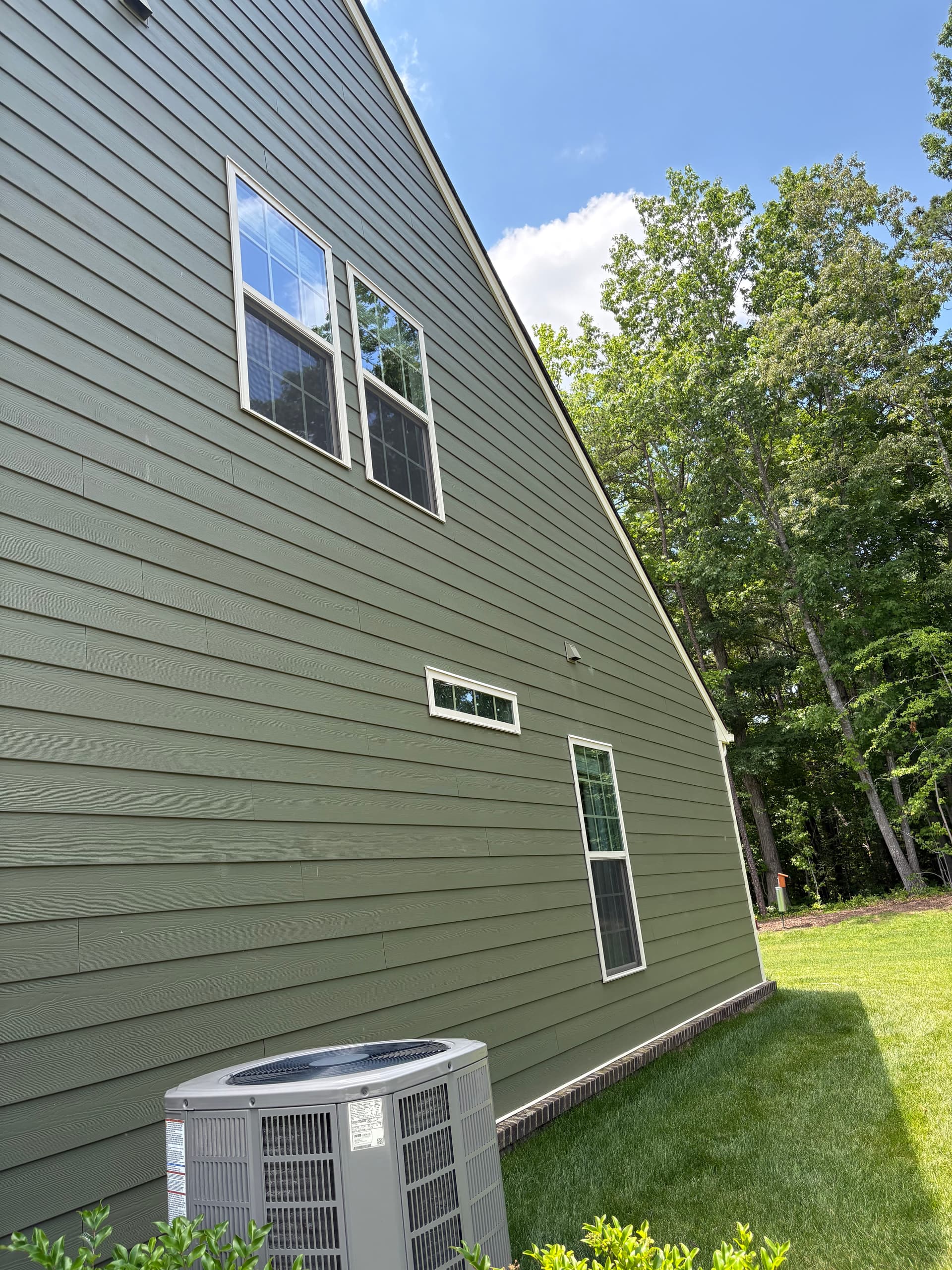 Gallery photos for Interior and Exterior Window Cleaning in Moseley VA: Image #2
