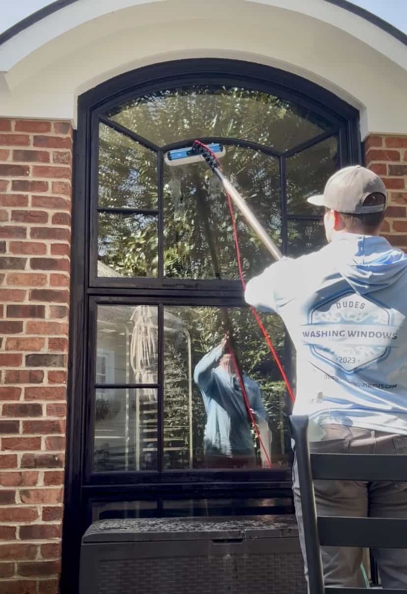 Swasking Window Cleaning Richmond VA | Dudes Washing Windows